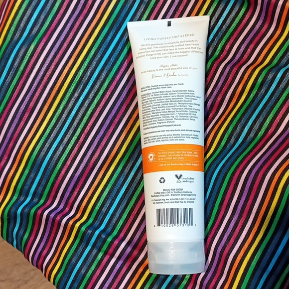 Simply Hand Wash by Rae Sugar - Picture 4 of 4